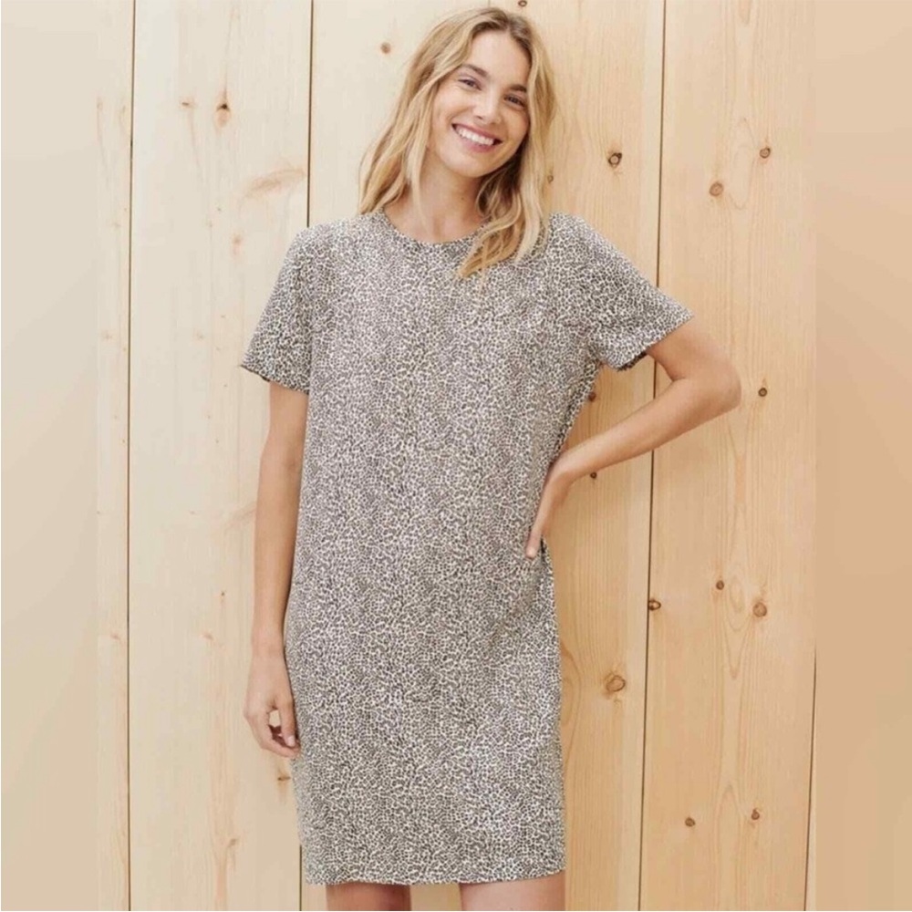 NEW Jenni Kayne leopard T-shirt dress